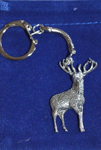 fine english pewter stag lovers keyring